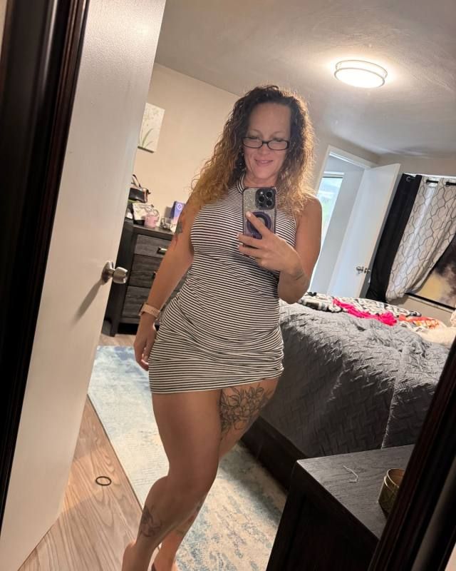 NO PAYMENT REQUIRED- SEXY SINGLE MOM FOR MEET AND FUCK AS LONG AS YOU KNOW HOW TO USE YOUR DICK 🍆🍑🍆💦. - Image 2