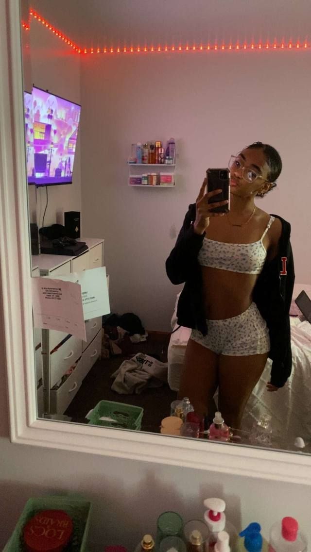 AVAILABLE FOR HOOKUP🥒🥵 TEXT ME FULL SERVICE ………….. WITH NO RESTRICTION💦 - Image 2